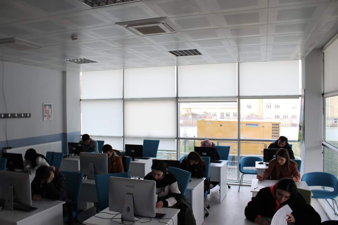 Trakya Uluslararası Öğrenci Derneği olarak Gençlik ve Spor Bakanlığı Gençlik Projeleri kapsamında Almanca Kursu başlatıldı. Edirne Gençlik Merkezinde kursiyerlere yönelik Almanca Seviye Tespit Sınavı gerçekleştirildi.
<a href="/gencliksporbak/">Gençlik ve Spor Bakanlığı 🇹🇷</a> <a href="/MUHAMMETCARTI/">Muhammet Ecevit Carti</a>