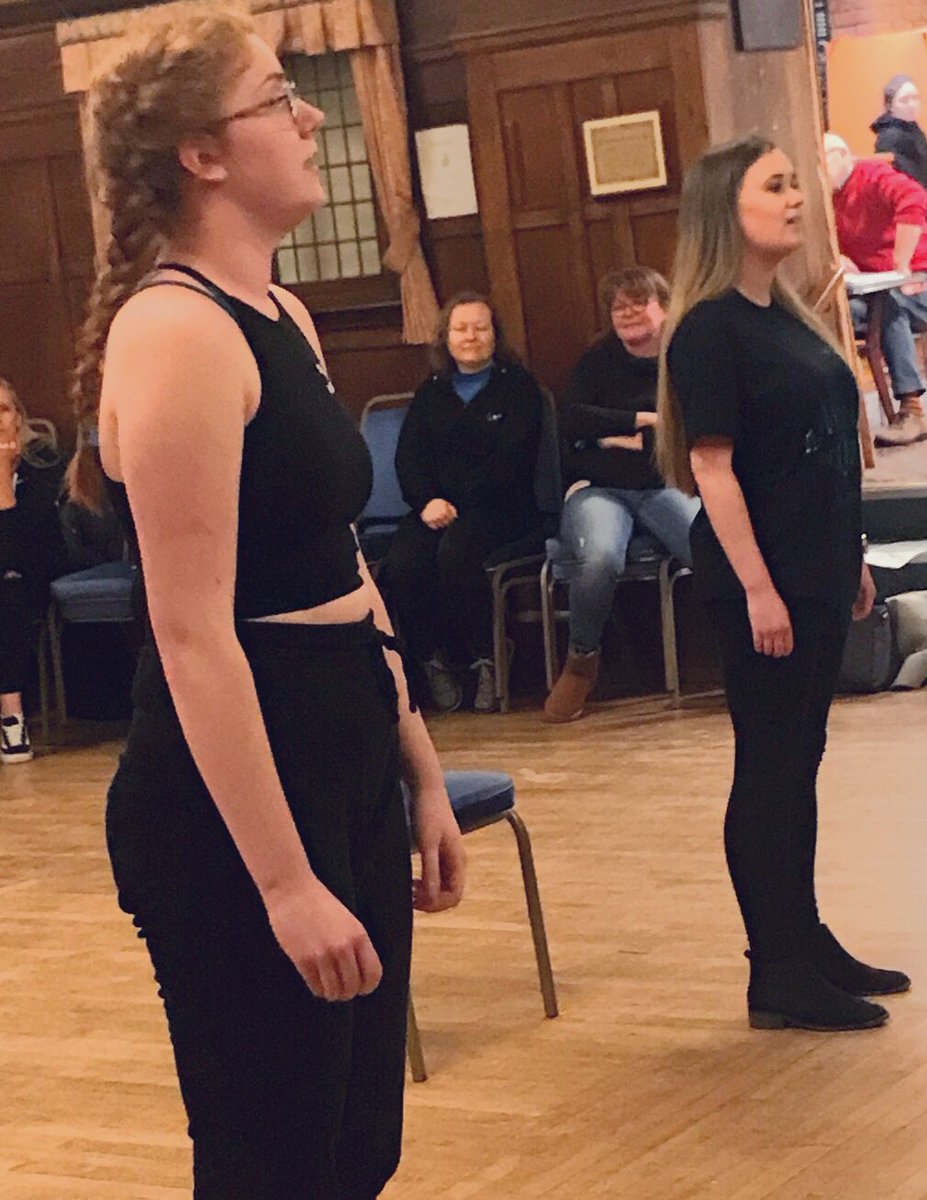BevMusicTheatre's tweet photo. Rehearsals update
Our Dorothy’s and Toto! #BMTOverTheRainbow
Tickets are on sale and selling fast Hull New Theatre this summer #Yorkshire #Hull #ticketfinder #SummerSlam #dogsoftwitter https://t.co/FhAIISPy1g