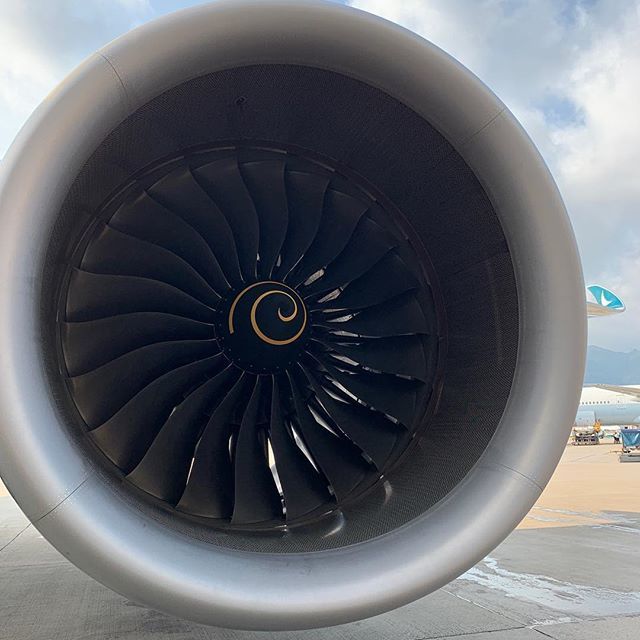Mark_Smith7010's tweet photo. Rolls Royce Trent XWB😊 35 million bucks worth of engine 💴 💰 .
Another possible airline interview question is what’s the main difference between this engine and the Rolls-Royce RB211 (one of the engine types on the 747)🤔🤔
.
#rollsroyce #xwb #catha… https://t.co/XWwHoRaSZV https://t.co/m0kFhSwXUj