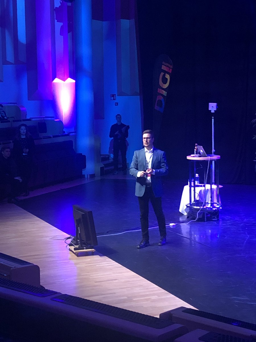 Aaateekoolla digitaalista markkinaosuutta <a href="/TeemuHakolahti/">Teemu Hakolahti</a> #digikaappaus2019 #digikaappaus