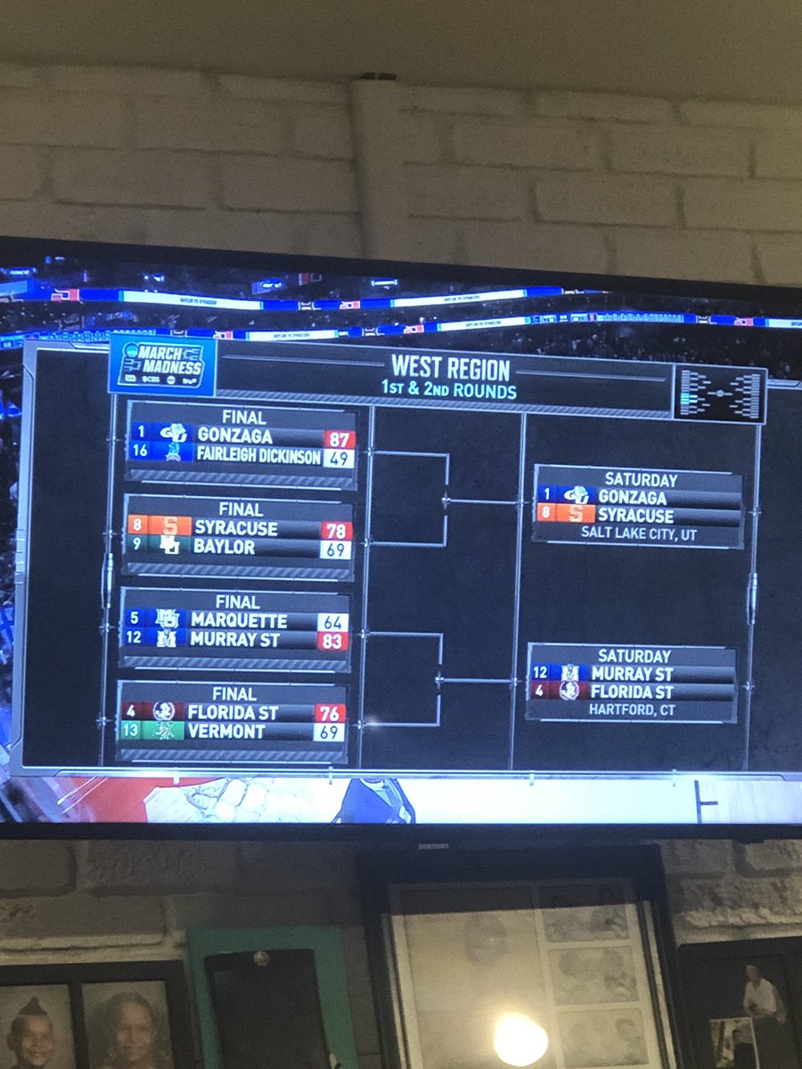 NoahValencia1's tweet photo. #MarchMadnessFail https://t.co/EgFscF5c6o
