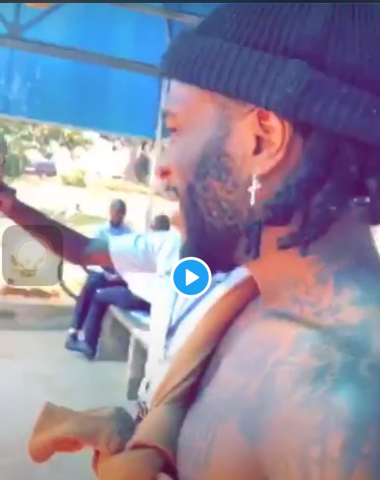 shanmawejje1's tweet photo. Kale we are down town buying our best outfits but see what the guy is wearing to our country...😏 @burnaboy #inKampala https://t.co/6Slc4lnqMj