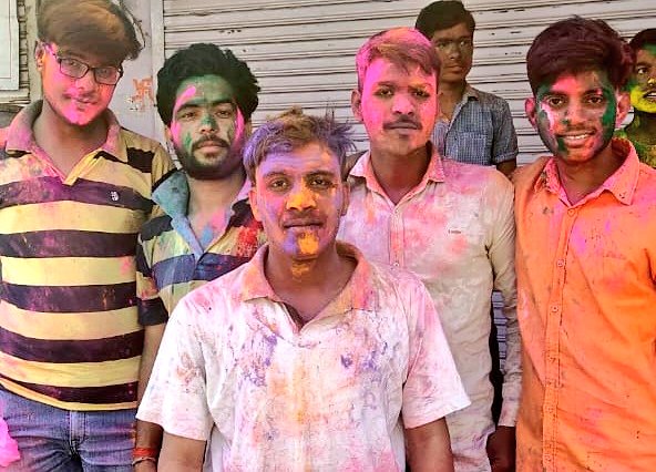 Iamjugalmeena's tweet photo. #Holi #holi2019
#SelfieWithColours https://t.co/VtyBYIKsoK