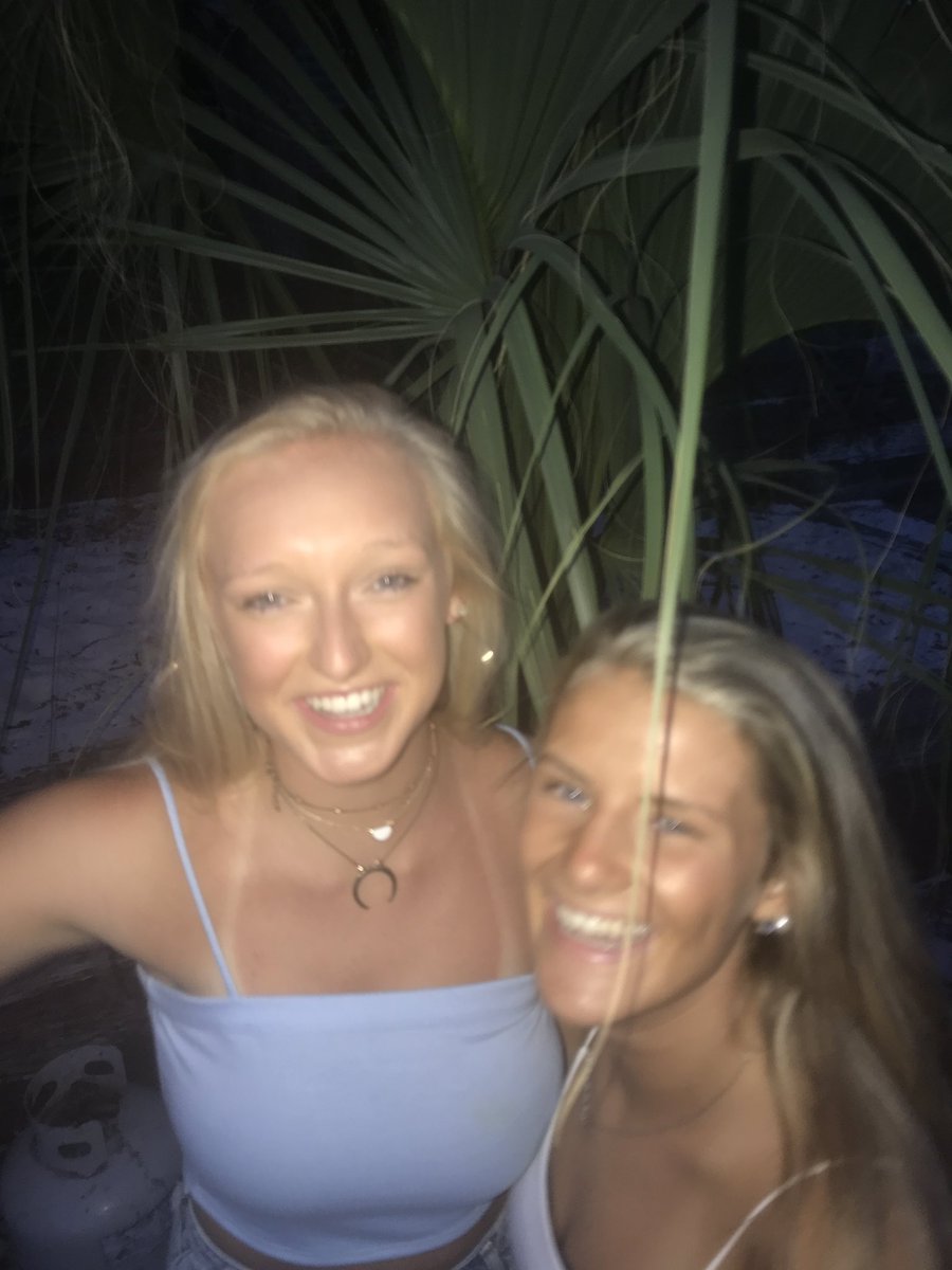 may13madison's tweet photo. Happy Birthday Mandy! Love u so much &amp; hope ur 18th was awesome 💋 @SvetinaMandy https://t.co/HUVuLW9zgq