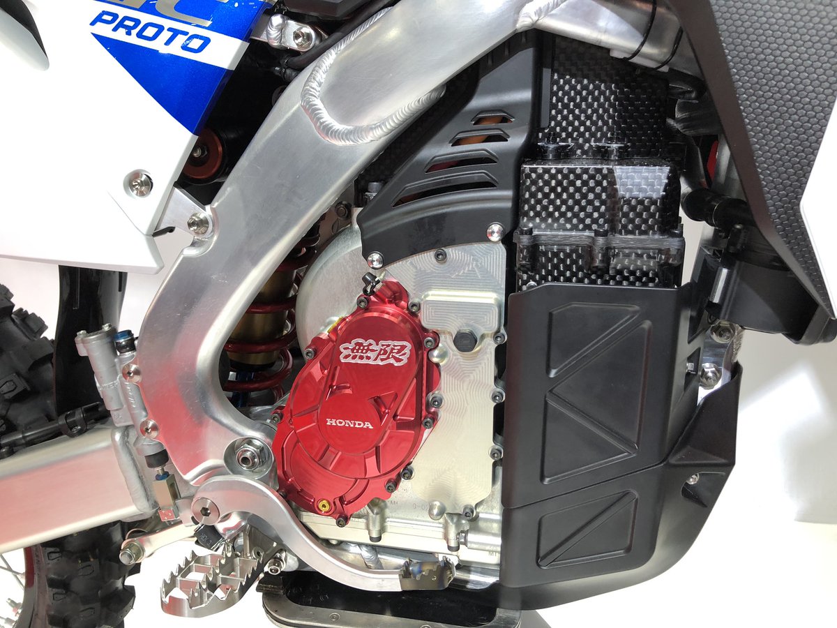dirtsports_edit's tweet photo. CR ELECTRIC PROTO
実走可能で近い未来、コースで走る姿が見れるかも!?
#TMCS2019 #HondaMCS2019 #crelectric https://t.co/9NeQyN8Utp