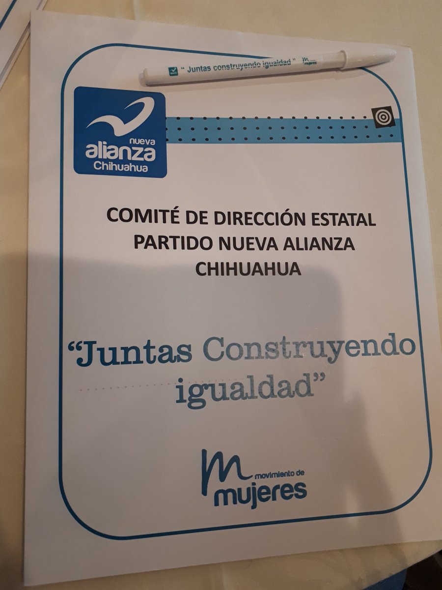 vickyymv24v's tweet photo. Esta tarde el Presidente del CDE del partido Nueva Alianza Chihuahua,  Eduardo Rodríguez Olvera tuvo a bien encabezar una interesante conferencia con la Dra Dímelo a Hinojosa en la lucha por los derechos de la mujer en la política. #laluchasigue #NuevaAlianzaChihuahua https://t.co/80WCNqwfUS
