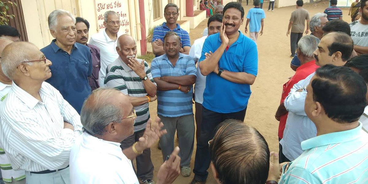 tdp_support's tweet photo. #GaddeRamohan Garu interacting with Morning walkers at Indira Gandhi Municipal Stadium Vijayawada #TeluguDesamParty #VoteForCycle https://t.co/9sMl9lkhah