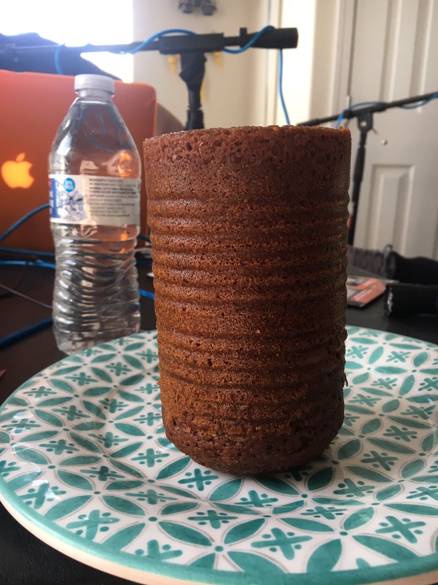 MGTpodcast's tweet photo. This is the infamous “bread in a can” that we ate during the latest Goodie Bag. Have you ever tried it? Would you try it? #bread #breadinacan #podcast #tryit https://t.co/lUgZktdPyT https://t.co/kXZi8Rxbxm