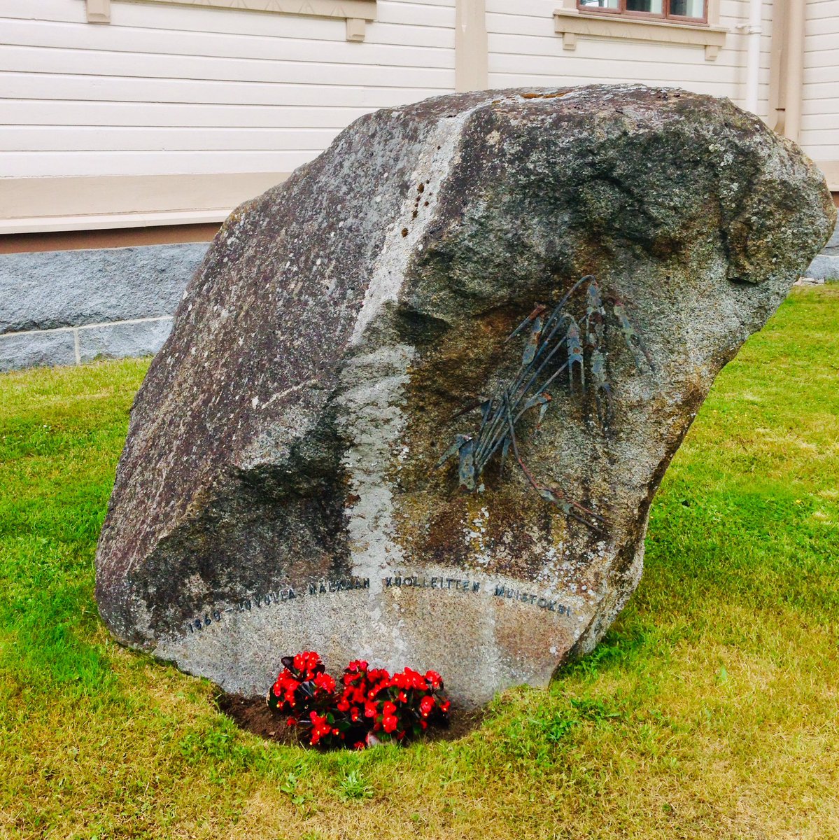 Finnish Famine Memorials tweet media