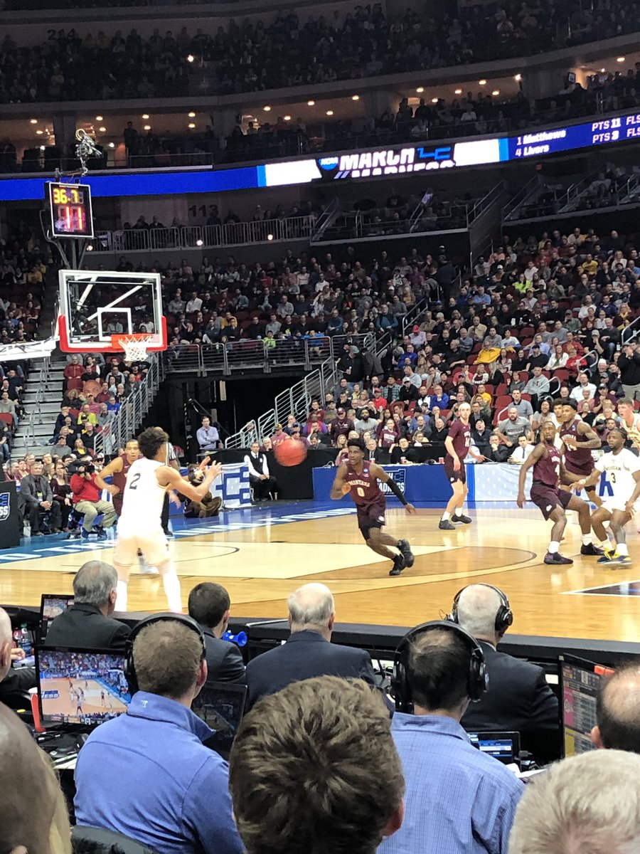 blackmore5195's tweet photo. What a great day in Des Moines! Wolverines advance and I had great seats and great Michigan fans all around me! #stompthechomp #GoBlue @NolanStribe https://t.co/UbwwJp3W3r