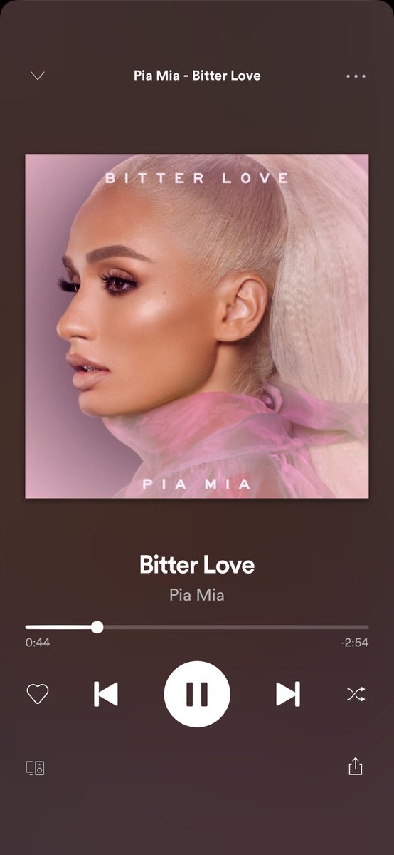 aida_besim's tweet photo. @PrincessPiaMia I’m crying I’m so happy! This is amazing!!! Reminds me of “last man on earth” a bit 🤗 ahhh I’m so happy this is amazing Pia https://t.co/smlHLStACa