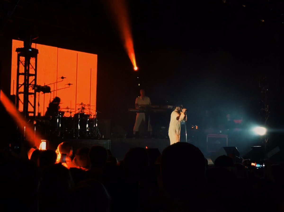 Hannah4199's tweet photo. Hey @QuinnXCII, thank you for one of the best nights of my life #fromMinnesotawithlove https://t.co/bvCNI2eXSE