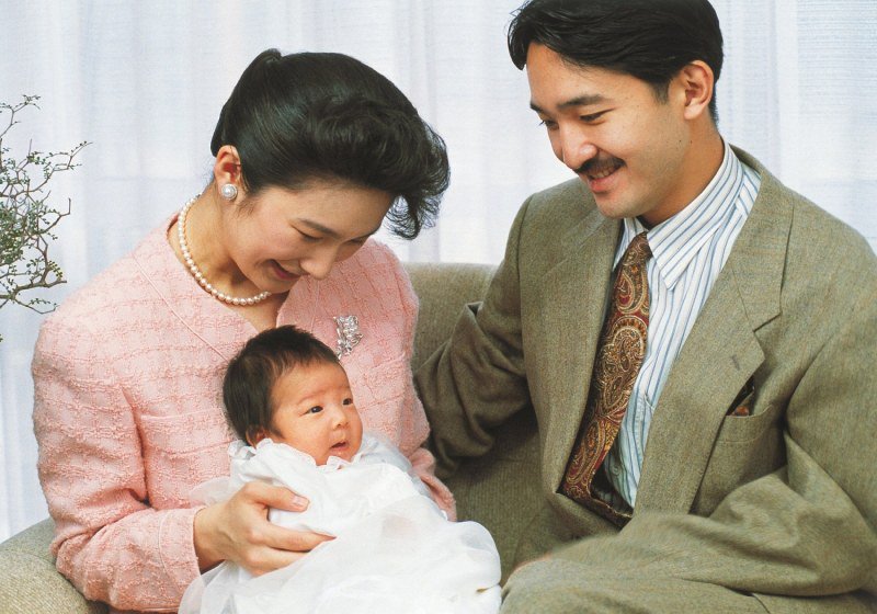 ユナイテッドトウキョウ 眞子内親王殿下ご婚約記念 木香茨ペンダント