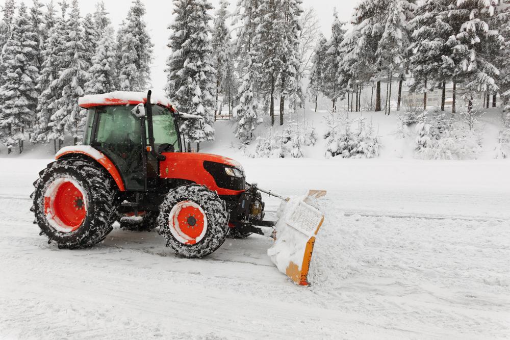 Murraylawncare's tweet photo. If you are facing problems in #snowremoval or heavy snow makes the land slippery and risky? Contact Us: 613-889-1412

Visit Us: https://t.co/Ce8HikegfP

#maintenanceservice #serviceprovider #Propertymaintenance, #Residential #Snowremoval #Snow #Excavationservices #lawncare https://t.co/Gq7edG4Wvm