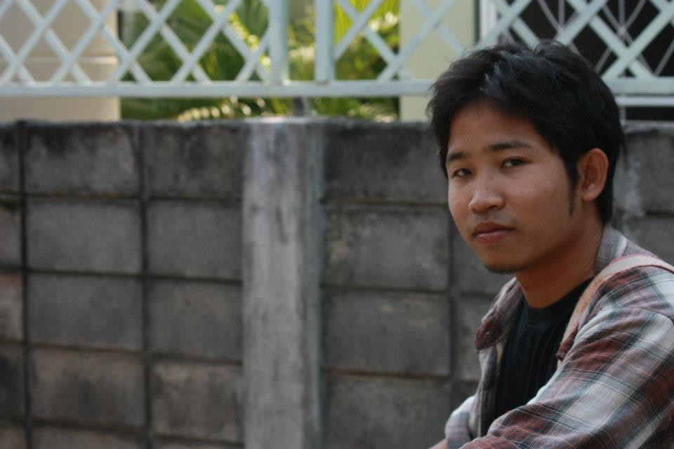 nakrkdu14's tweet image. "คงไม่ต้องถามว่าใครจะได้เป็นรัฐบาล ก็เล่นจองเก้าอี้กันไว้ล่วงหน้าเรียบร้อยแล้ว คสช. เตรียมสว.ไว้รอแล้ว 250 คน นี่ต้องหา สส.อีกไม่เท่าไหร่ ก็ครบ "
วรวุฒิ โพธิจารย์ ศิลปินอิสระและนักกิจกรรม 

อ่านเต็มๆได้ที่--&amp;gt;    bit.ly/2HT4pCH

#เลือกตั้ง62 #หล…