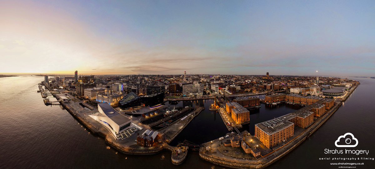stratusimagery's tweet photo. Hello weekend 👍🏻Have a good one 👍🏻@angelcakepics @YMLiverpool @stjohnsbeacon @YOLiverpool #liverpool #liverpoolcity #liverpoolweekend #aerialphotography #uav #drone #LiverpoolCityRegion #liverpoolphotos https://t.co/xzfmx9OBWi