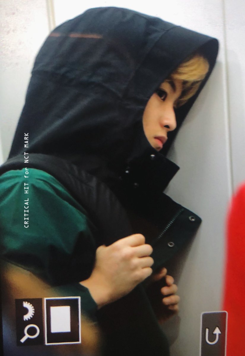 haechantarot's tweet photo. is he getting #RESTY i must know. where are his zzz's https://t.co/IWac01XosH