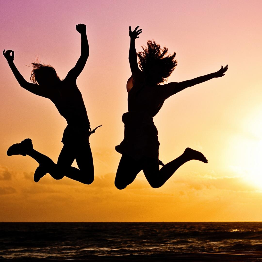 FocalCodeTech's tweet photo. Happiness makes up in height for what it lacks in length. -Robert Frost
.
.
.
#motivation #encouragement #courage #Business #Hardwork#Goal #Startuplife #entrepreneur#success #hustle #money #focalcode https://t.co/Rrvh9LgyPI
