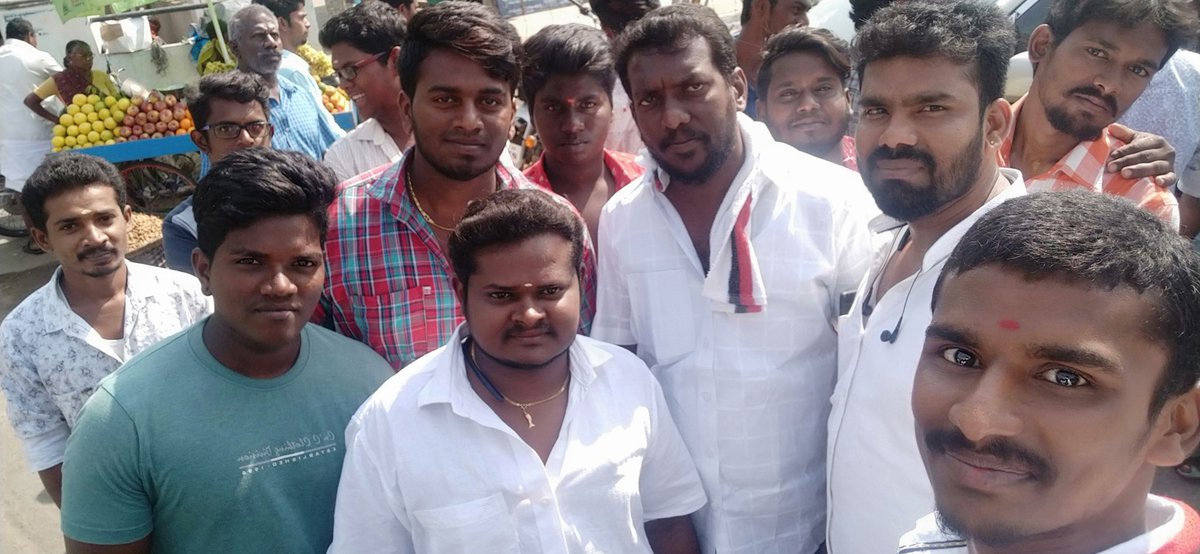 AjithApj5's tweet image. மதசார்பற்ற முற்போக்கு கூட்டணி மாபெரும் தேர்தல் பிரச்சாரப் பொதுக்கூட்டதில் திமுக வின் தலைவர் அண்ணன் தளபதியார் அவர்கள் சேலத்தின் வேட்பாளர் அண்ணன் திரு.எஸ்ஆர்.பார்த்திபன் M. A,B. L,Ex MLA அவர்கள் நமது மத்திய மாவட்ட செயலாளர் பாசமிகு அண்ணன் இரா.ராஜேந்திரன்MLA அவர்கள் பிரசாரம் கூட்டம்