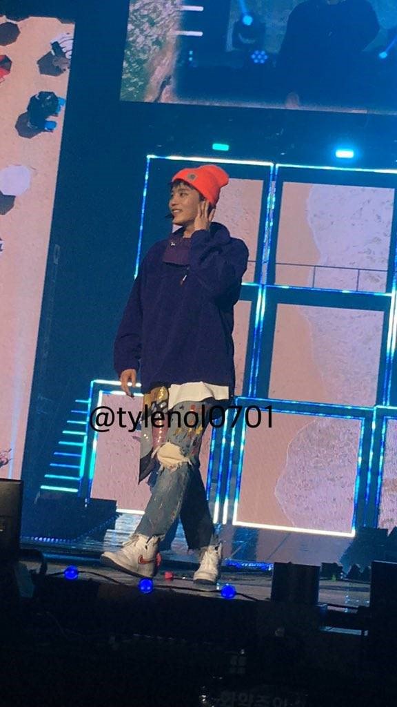 the cute and adorable boy who wore orange beanie on neocity in every stops huhuhu~ protect this baby carrot! ;____;)/