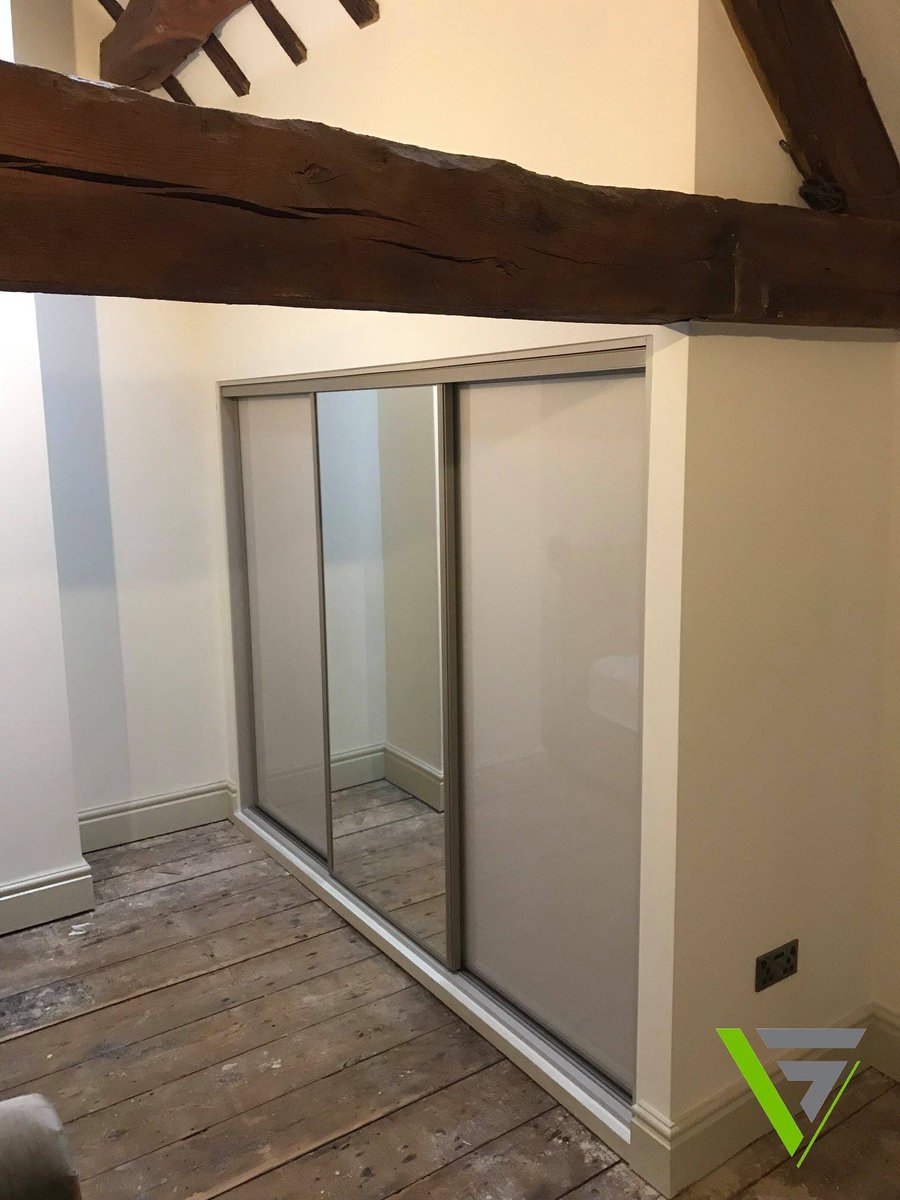 Vestaspace1's tweet photo. Project complete!  Cashmere and Stone Grey tones tied in with the exposed beams to give a natural finish to this barn conversion.

Bespoke wardrobe designed and fitted within 4 weeks.
#wardrobes #slidingwardrobes #barnconversion #lichfield #bedroomdecor #bedroomgoals https://t.co/9PIOCrvudB