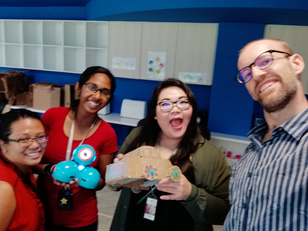 Thomas R. tweet media