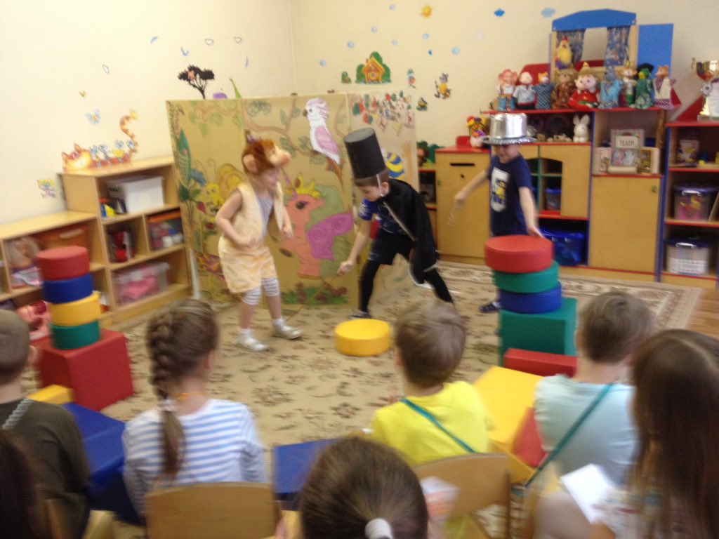 GalkaSilaeVa's tweet photo. ГБОУ Школа 1582 ДО 1781 "Солнышко". Группа 10. Клубный час: " Театры нашего города". "Уголок Дедушки Дурова". https://t.co/GrLTd5Lxit