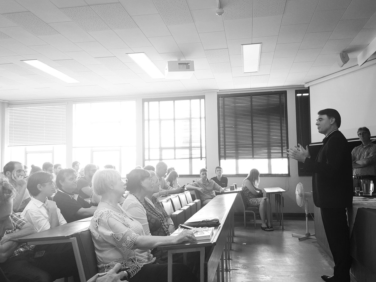 CortexLogic's tweet image. #CortexLogic Founder &amp;amp; CEO, @jacquesludik, awarding MSc Student, Steyn van Litsenborgh, the Best Honours Student &amp;amp; Project prize at the @StellenboschUni #ComputerScience Prize-Giving | #AI #ArtificialIntelligence #DataScience #MachineLearning