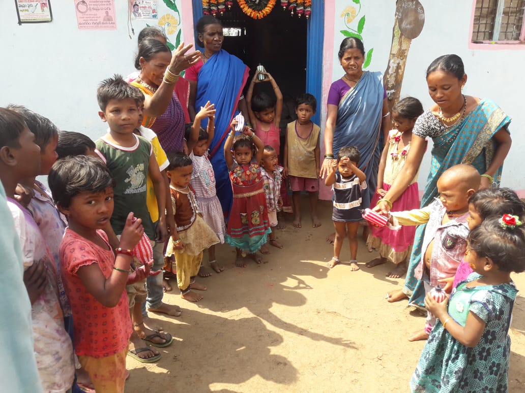 WCDAdilabad's tweet photo. Children at Anganwadi centres in #Jhari Sector, #Narnoor #ICDSProject celebrating holi festival as part of #PoshanPakhwada
@MinistryWCD
@WCDTelangana
@viziendira_ias
@SPreraks
#StopMalnutritionTelangana https://t.co/L0Y1sVDyT3