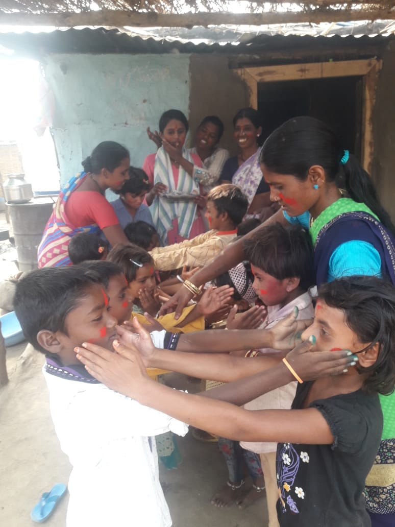 WCDAdilabad's tweet photo. Children at Anganwadi centres in #Jhari Sector, #Narnoor #ICDSProject celebrating holi festival as part of #PoshanPakhwada
@MinistryWCD
@WCDTelangana
@viziendira_ias
@SPreraks
#StopMalnutritionTelangana https://t.co/L0Y1sVDyT3