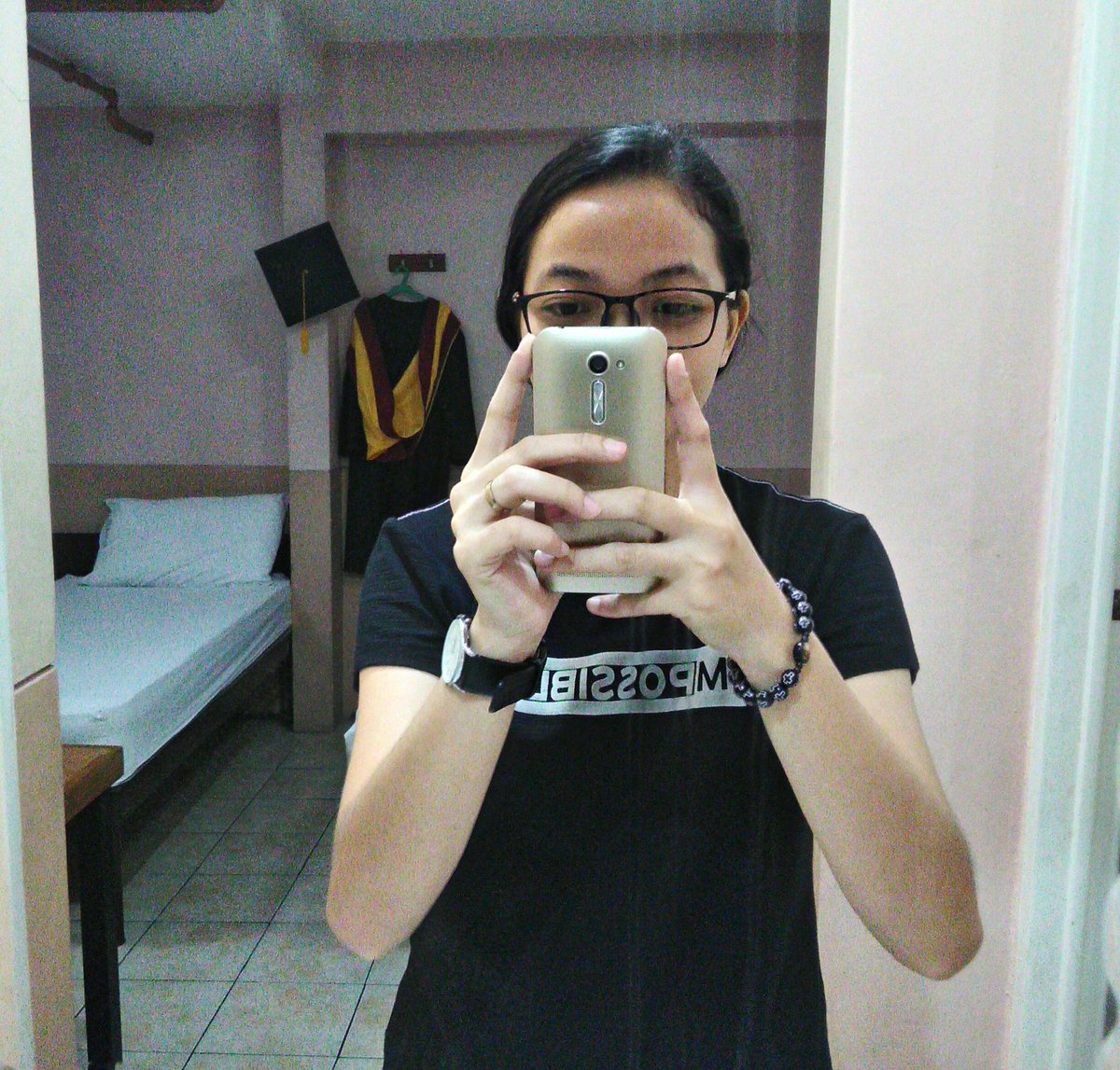 04_Kho's tweet photo. Alone /together? Alone lng walang together 😥 https://t.co/woHrRW7FFc