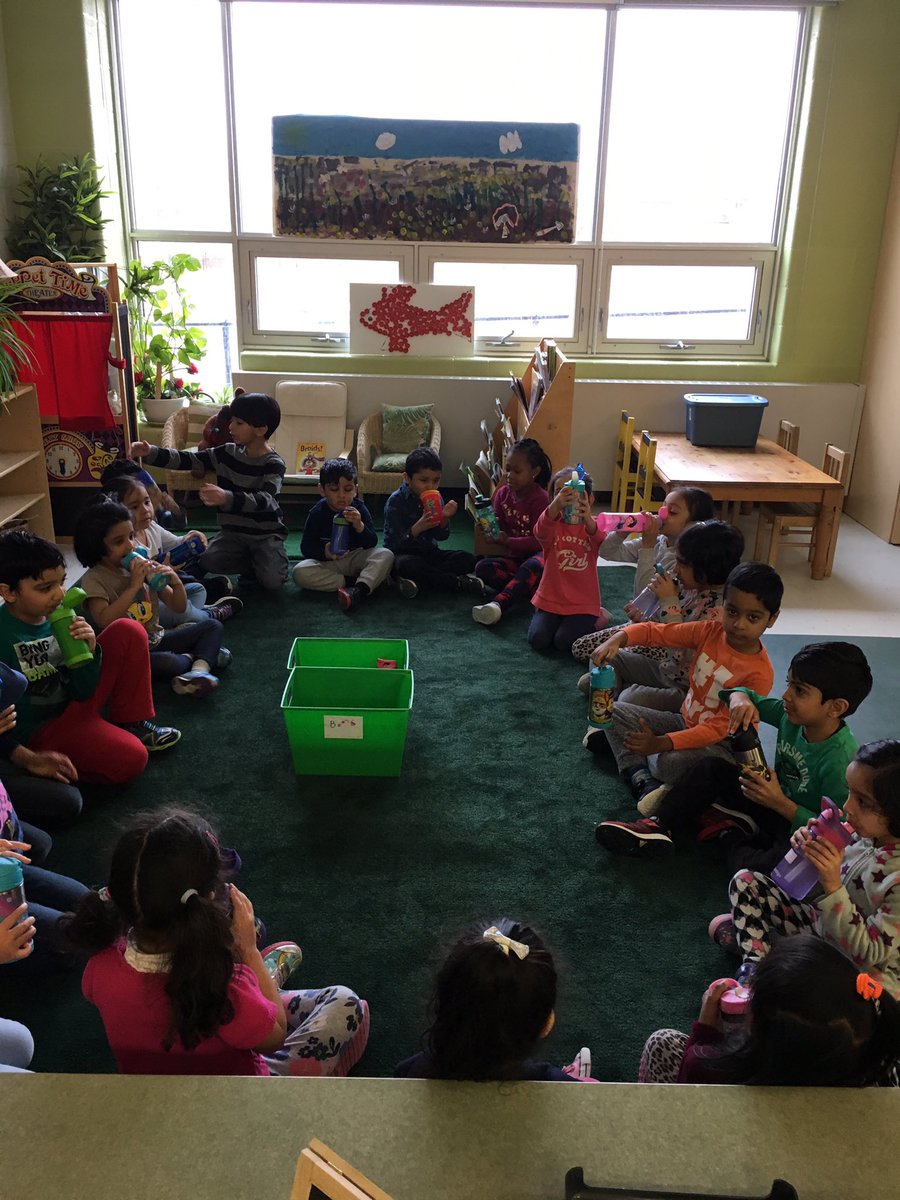 kindercanuck's tweet photo. K4 is celebrating #WorldWaterDay2019 by participating in #TheGreatGulp! https://t.co/hw6J8y9naD