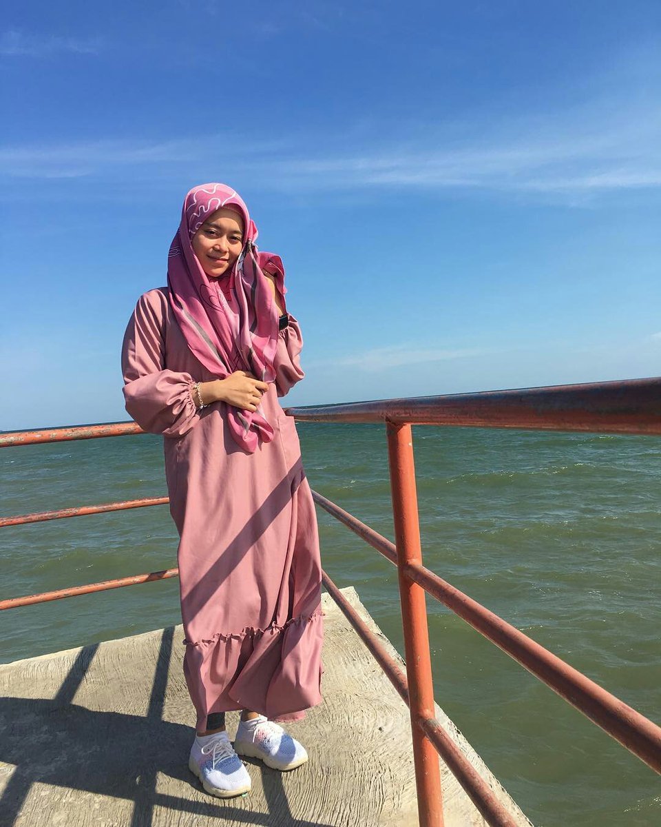 Sendirian aja neng. Hehehe #LaunchingAdaCeritaLestyDiLIDA