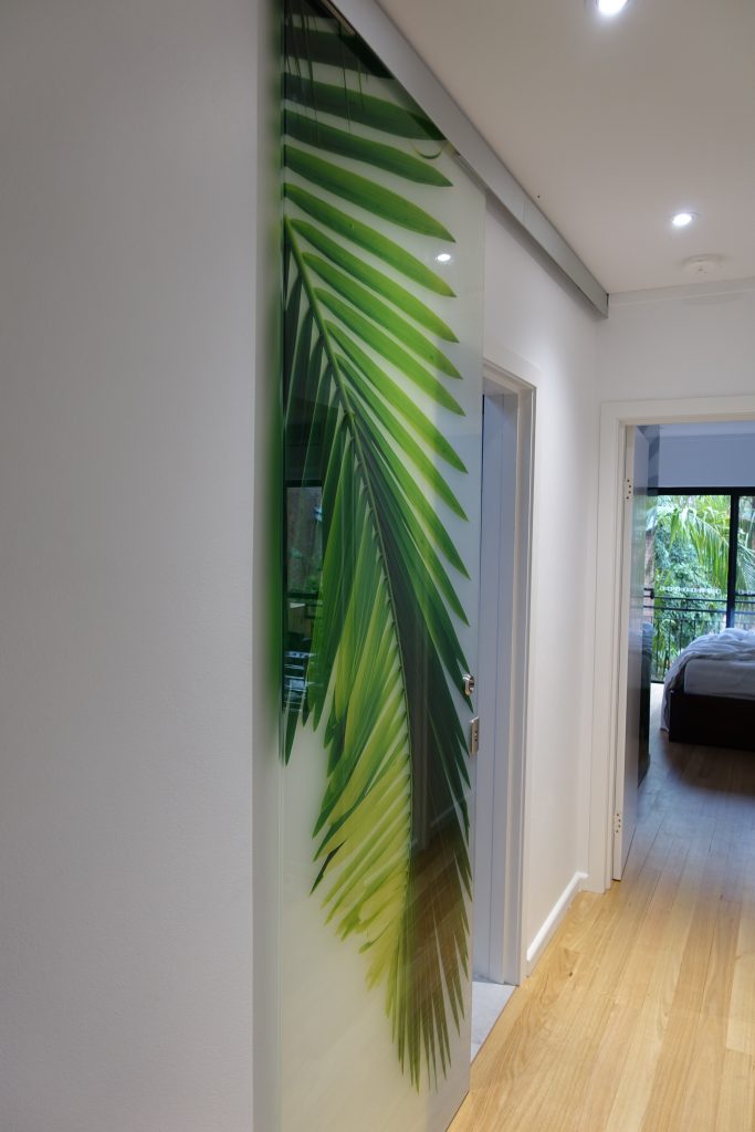 PrintsOnGlass's tweet photo. Customise your space using architectural prints on laminated glass.
Quote here: https://t.co/wEbixQjZVQ
#Architectural #LaminatedGlass #PrintedGlass #POG #architecture #printing #glass #laminating #Space https://t.co/JU8xnoWyng