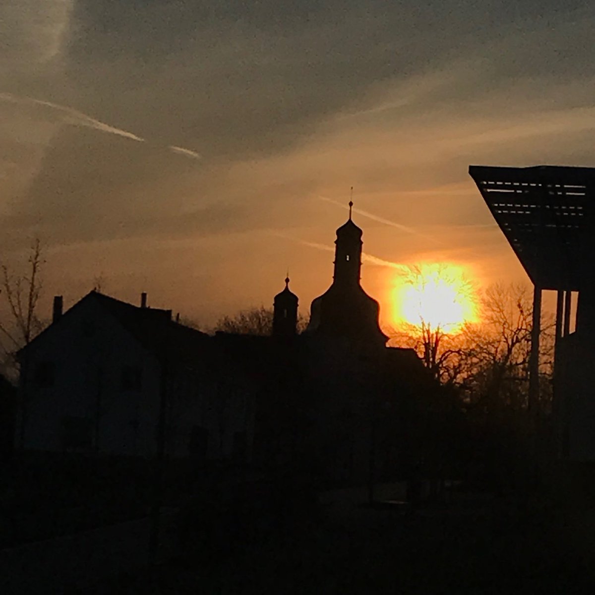 tordelfed's tweet photo. A Big thank you to @NAEducation for  an inspirational week of learning with like-minded Aspiring or current Principals in #Prague:  #teaching is learning @BeauSoleil_ch  #Aspiring Principals Leadership Programme https://t.co/8yd1Q6Ky90