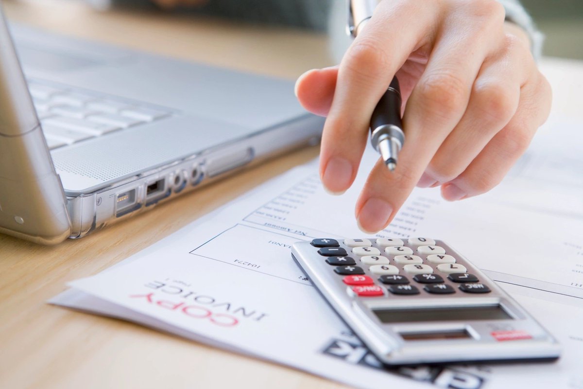 LegalTranscribr's tweet photo. We could save you thousands of pounds each year, simply by you outsourcing your typing and other back-office admin work to us. If you would like to save time and money, give us a call to discuss your requirements and the services we can provide. You will not be disappointed! https://t.co/DZGlPcD2sw