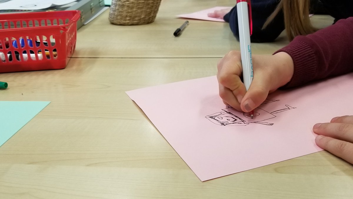 StARobogals's tweet photo. Designing ethical robots today at Largoward Primary School 😊 https://t.co/4Sn0B5Uebt