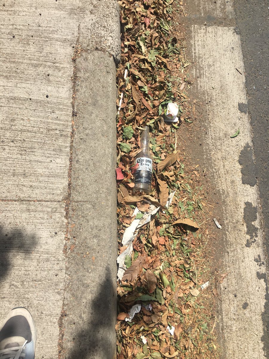 KaraArancibia's tweet photo. Siempre me he preguntado si tuviera un hijo; como lo saco a pasear en coche por concon ? Alguna idea ? Recorrido ? O hay que ir por la calle no más ? #concon #deconcon #lavozdeconcon #CONCON https://t.co/naK7A80byE