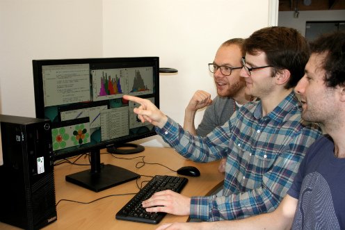 science_ku's tweet photo. Katalysatorer skal hjælpe med at lagre sol- og vind-energi på en effektiv måde, for at gøre de miljøvenlige energikilder mere stabile, fortæller forskere ved #kbhuni og #DTU. #scienceku #dkforsk #sustainability @DTUtweet
https://t.co/fYxUs1qKHs https://t.co/FFAWcXMb3b