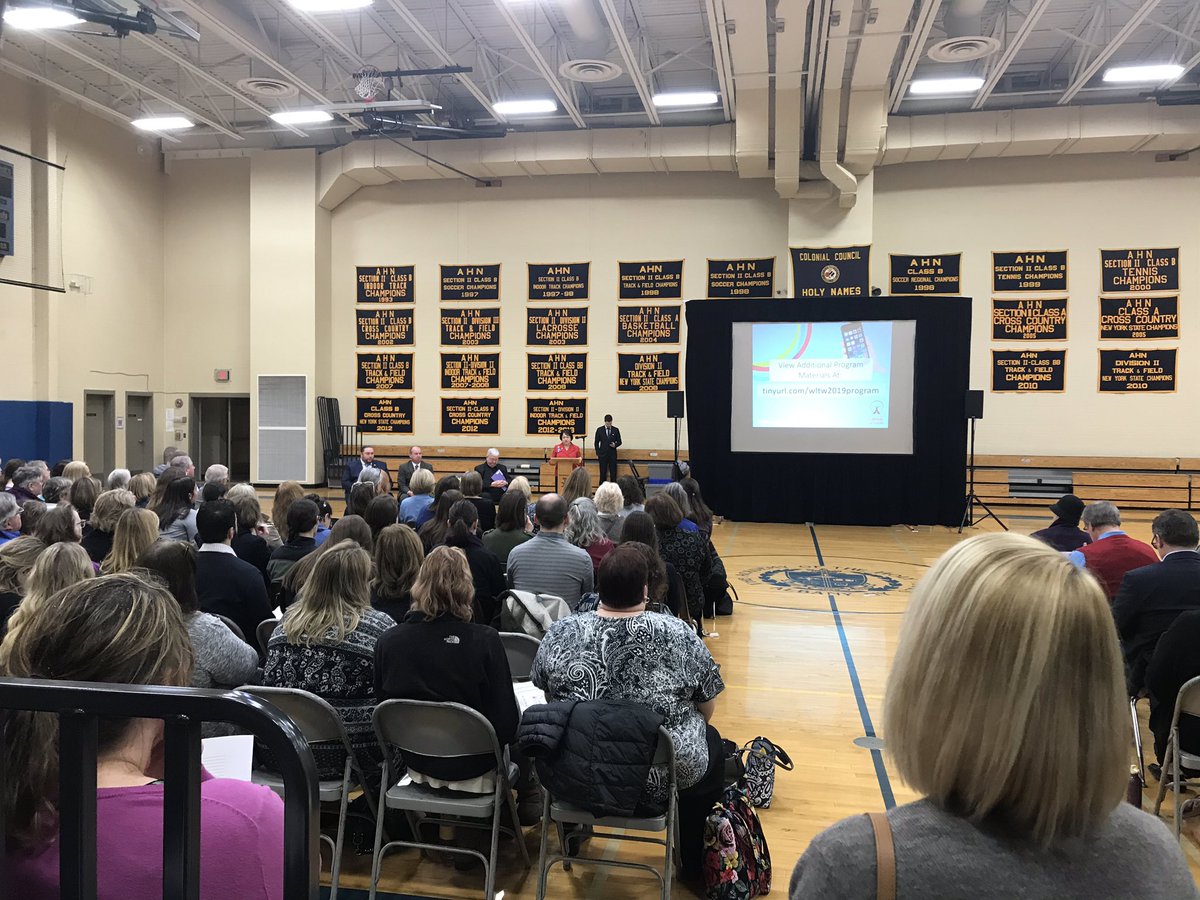 MrC_SacredHeart's tweet photo. We begin our professional development day with 530 private school educators! @RCDASchools @RCDASupt @AlbanyDiocese #WLTW2019 https://t.co/FRFt46UVHp
