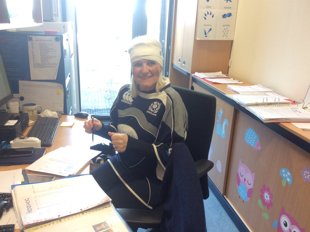 BSNJSL's tweet photo. Enjoying dressing up just as much as the children @BSNJSL #jslf1 #jslf2
What a wonderful and sunny International Day! https://t.co/LPcrJrFnV4
