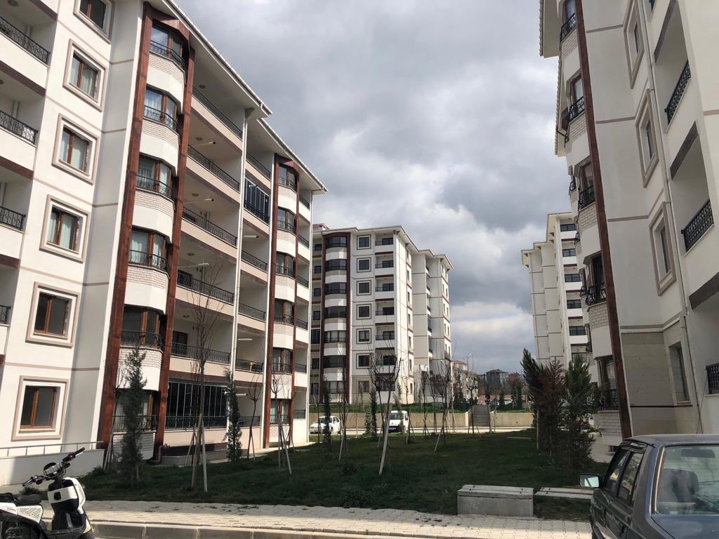 EmlakYonetim's tweet photo. Amasya Merzifon ve Suluova sitelerimizi ziyaret ederek personellerimiz ile görüştük, saha incelemelerinde bulunduk. https://t.co/WmU3ywXgdP