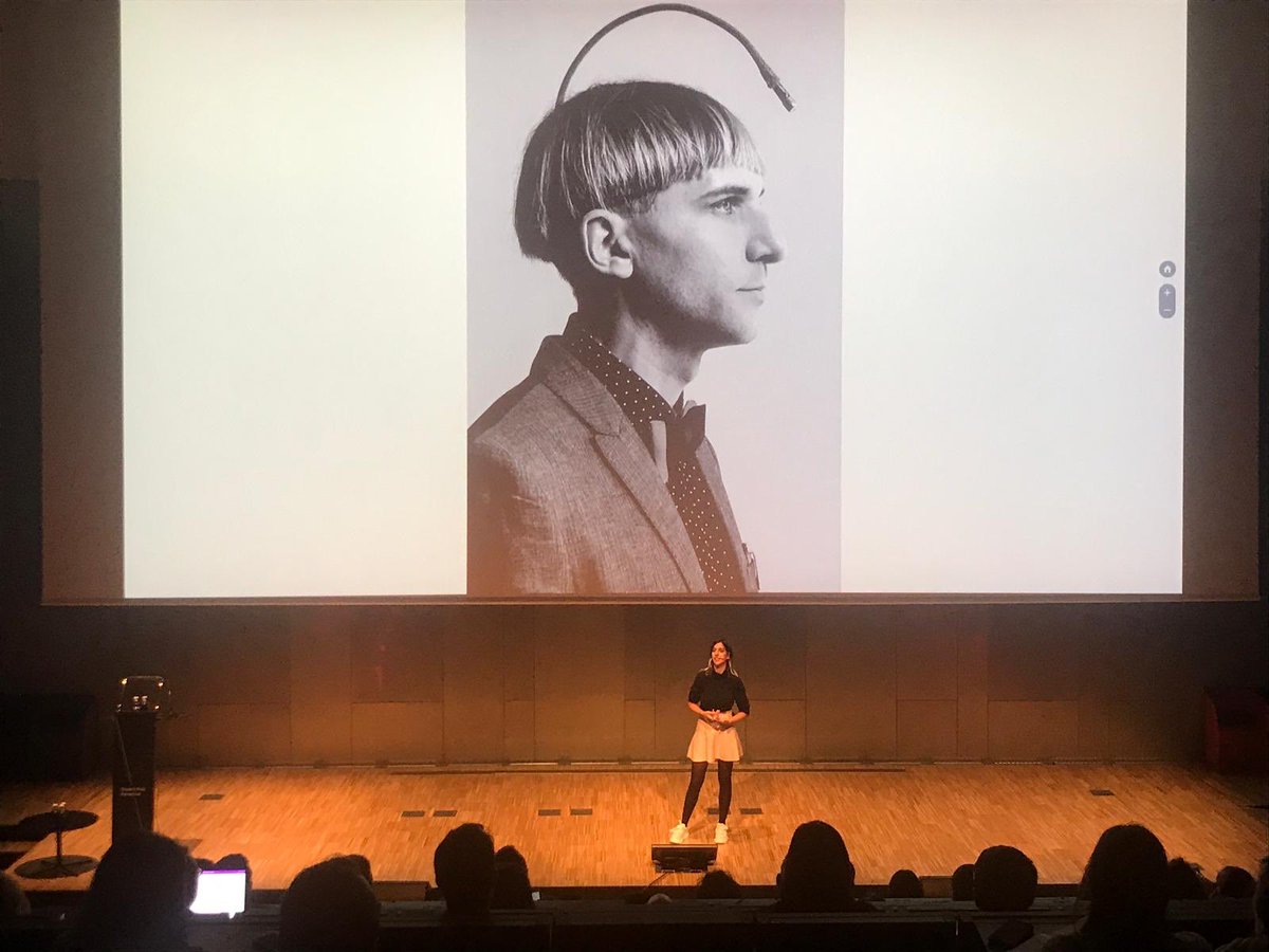 laboh_net's tweet photo. “Què és la intel•ligència? 
Qui sap si el que estem vivint no és una simulació? 
Què us fa pensar que realment existiu?” Toni Juan, @metempsyTC.

@adi_fad @dissenyhub #DesignBeyondTechnology #visionoffuture https://t.co/OdLDxAup56