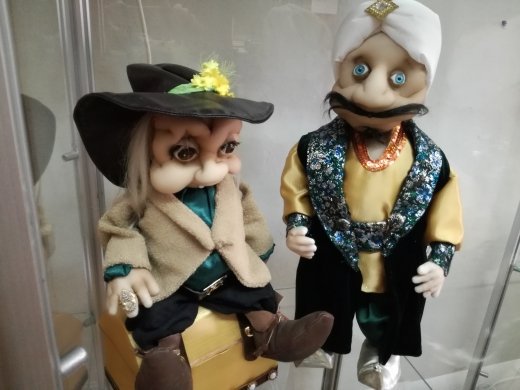 slutsk_museum's tweet photo. Музей этнографии приглашает на выставку "Путешествие в страну кукол".  Автор работ - Юлия Шаянович, руководитель кружка "Добрых рук мастерство" при отделении круглосуточного пребывания пожилых людей и инвалидов Слуцкого ТЦСОН. https://t.co/HGpKsfFAtr
