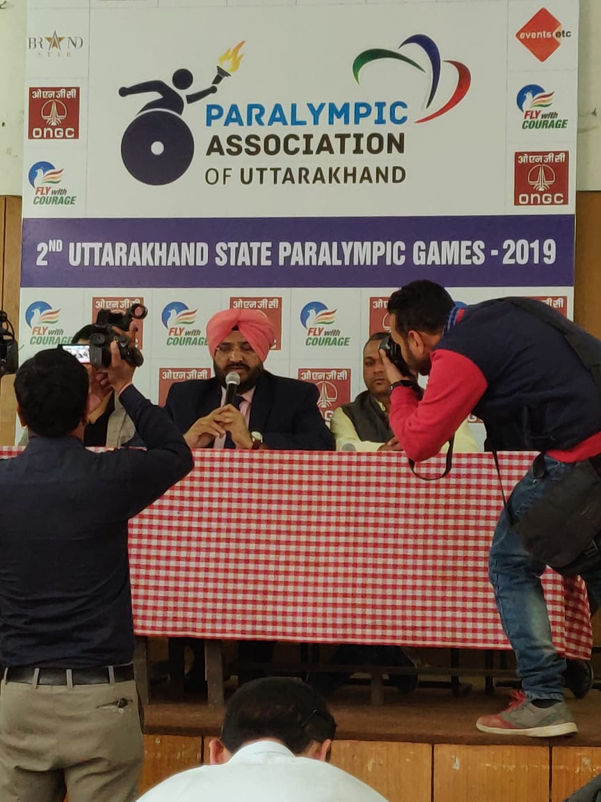 GamesParalympic's tweet photo. Press conference of 2nd Uttarakhand State Paralympic Games to be held on 23-24 from 9am-5pm Sports Complex Dehradun
#FlyWithCourage #IndiasProudParalympians #Sports #ParalympicGames #Uttarakhand #Dehradun https://t.co/M8WX10X0ZC