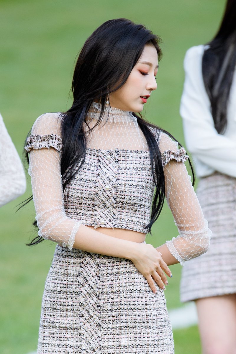 gallrof-Lovelyz tweet media