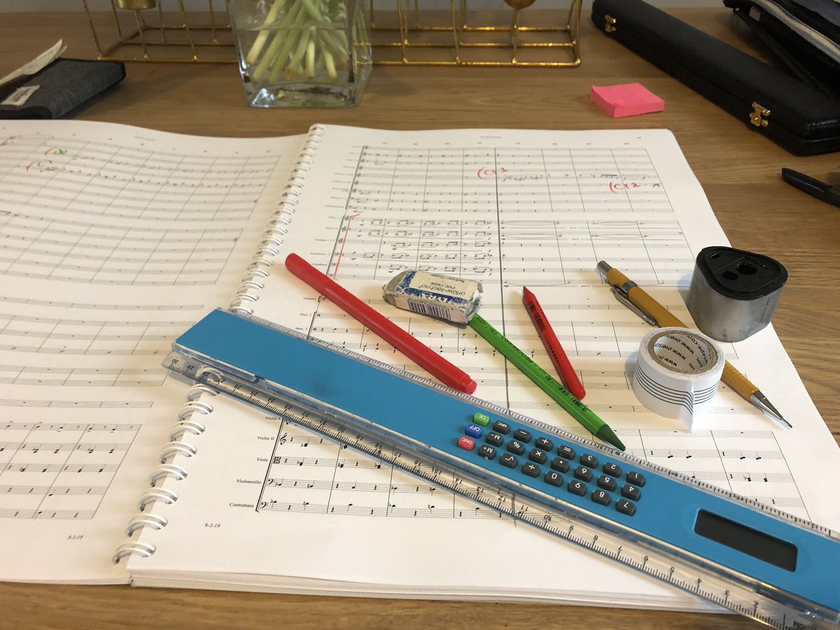 englishbymusic's tweet image. Stationery heaven🙏🏻 marking up scores using all the pens. #stationeryaddict #fullscore #score