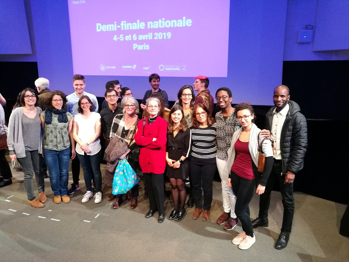 Toute l'équipe réunie pour soutenir Mélissa Hachem lors de la finale #MT180 de #USPC. Félicitations à tous les candidats !