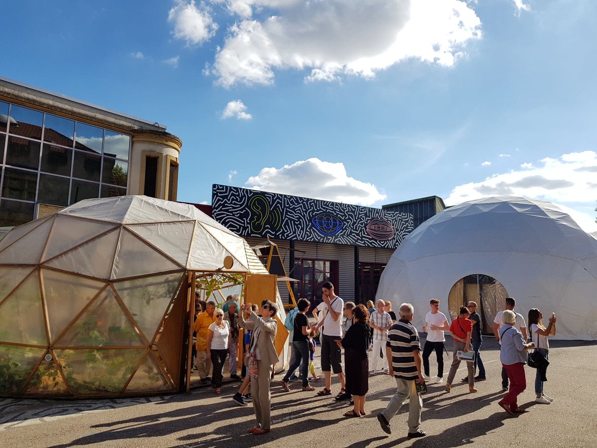 VilledeMetz's tweet photo. 🔔 Cet-après-midi, dans le cadre de Parcours d'Artistes #Metz, venez découvrir les secrets de #Bliiida, ses futurs développements et rencontrer ses artistes et artisans.
Départ toutes les 30 min de 16h à 19h.
Sur inscription : ✉ contact@tcrm-blida.com / ☎ 03 87 61 60 70 https://t.co/CGXLJKDhtp