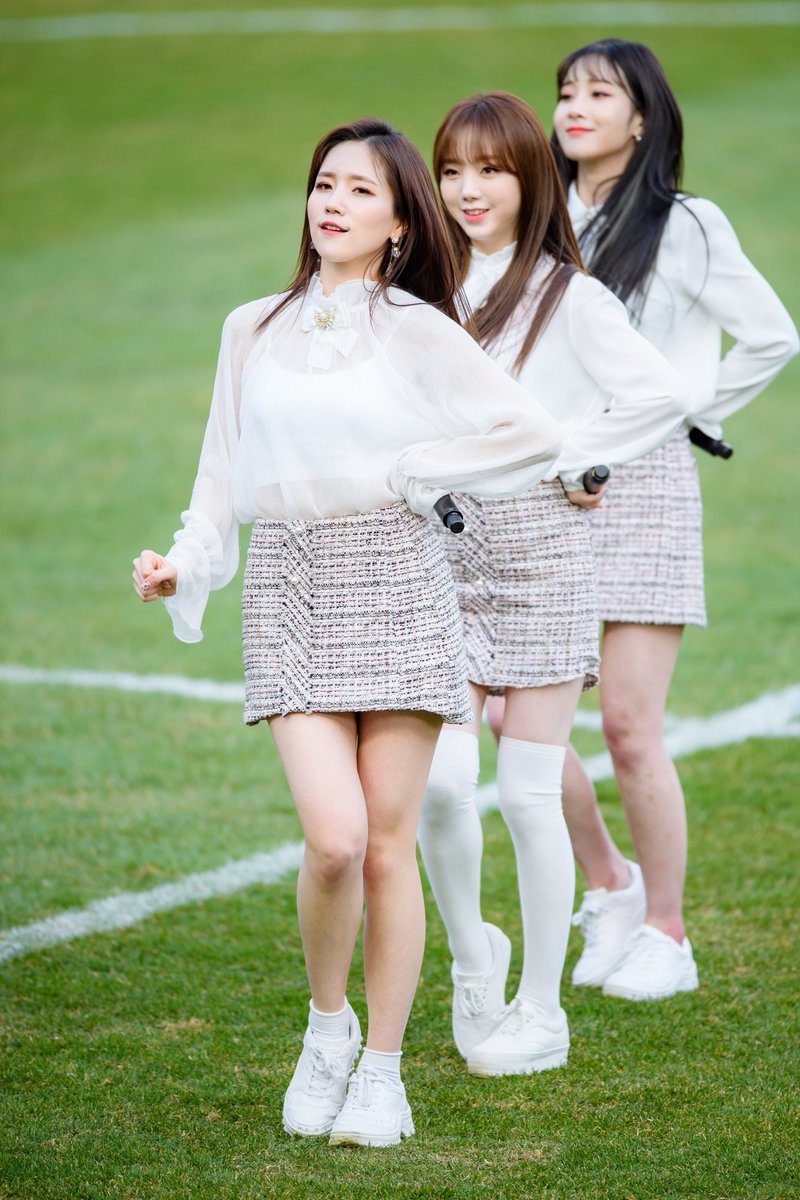 gallrof-Lovelyz tweet media